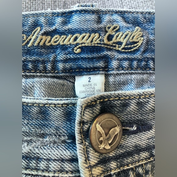 Vintage Women’s American Eagle Distressed Jean Denim Miniskirt Size 2 - Picture 5 of 6